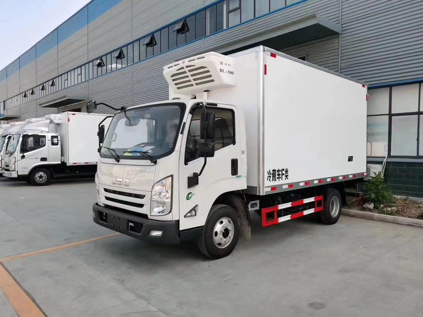 國(guó)六江鈴凱運(yùn)冷藏車配置詳情