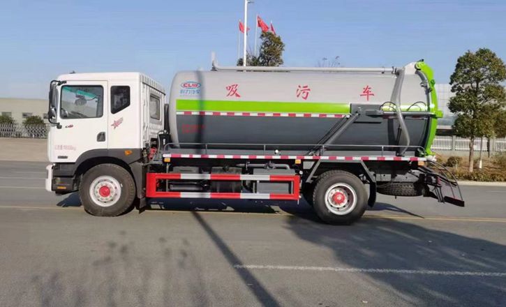 國六東風(fēng)多利卡12噸吸污車