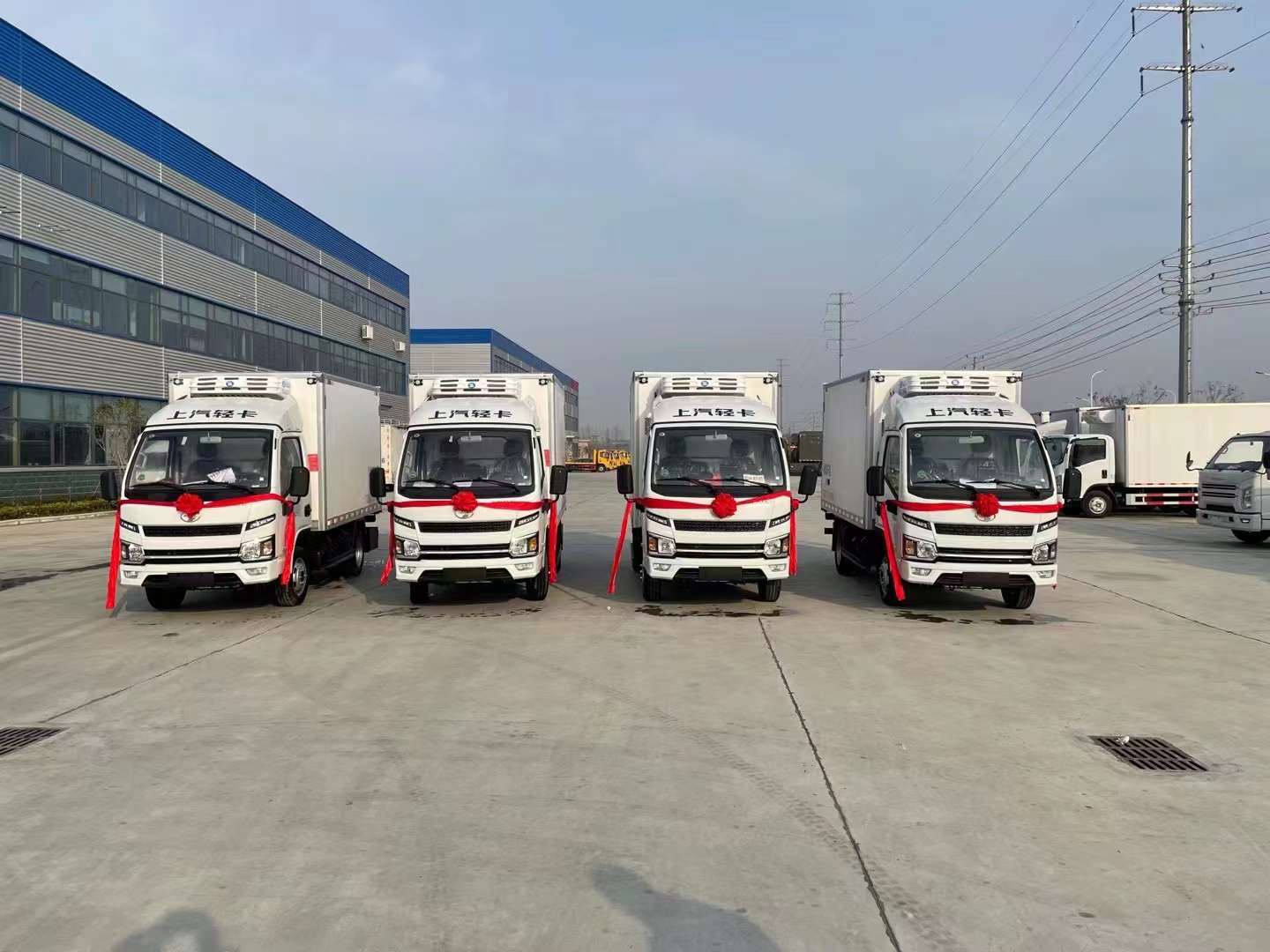 四臺(tái)躍進(jìn)S80無(wú)害化處理車發(fā)往河北