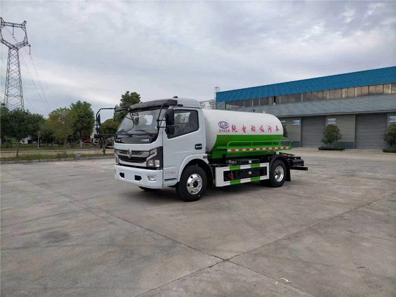 程力東風(fēng)純電動吸污車